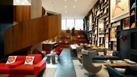 CitizenM