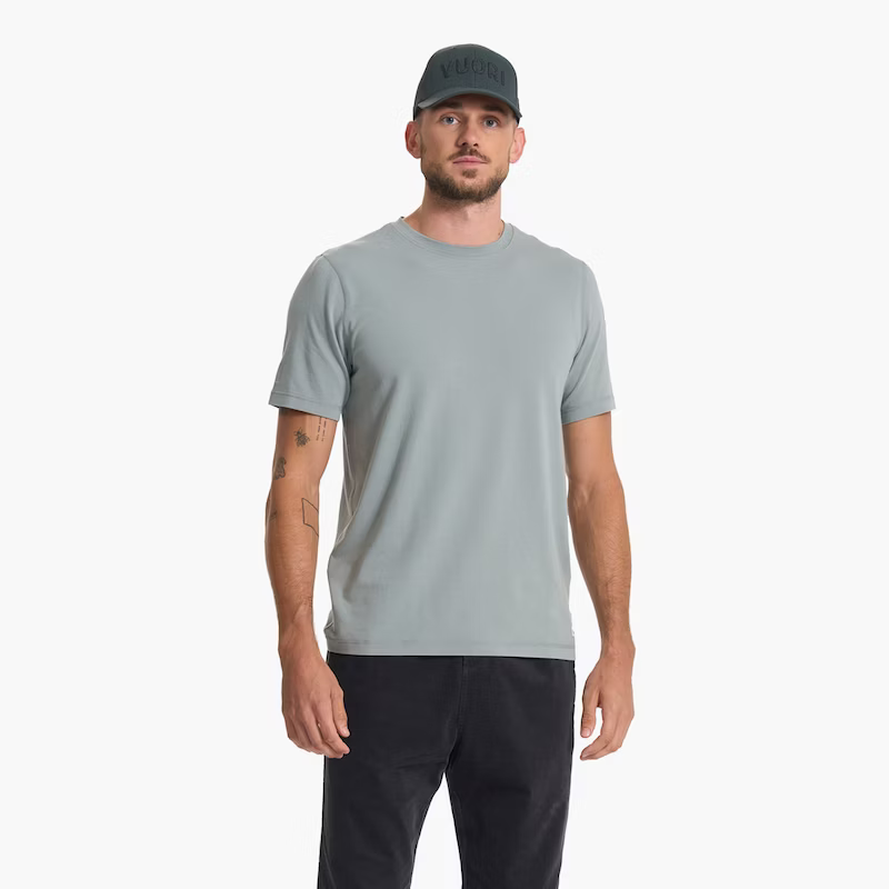 Vuori Clothing